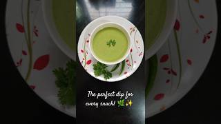 The perfect dip for every snack!🌿😍 CorianderChutney #GreenChutney #HomemadeChutney #IndianChutney