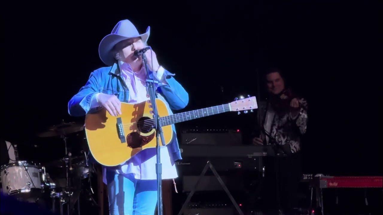 Dwight Yoakam “The Heart That You Own” Iroquois Amphitheater-Louisville, Ky  4/25/2025