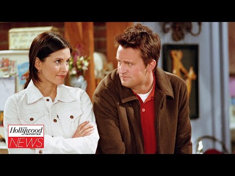 Courteney Cox Honors Matthew Perry With Favorite Monica & Chandler Moment | THR News