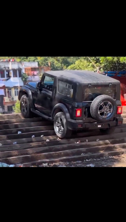 other car vs Range rover 999 steps. Range Rover Sport on Tianmen Mountain, China