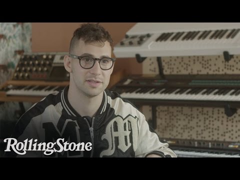 Video: Jack Antonoff Neto vrijednost: Wiki, oženjen, porodica, vjenčanje, plata, braća i sestre