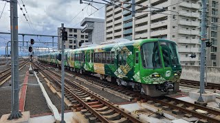 JR西日本大和路線221系NC604編成(お茶の京都ラッピング)発車シーン