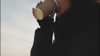 girl drinking coffee || no copyright video