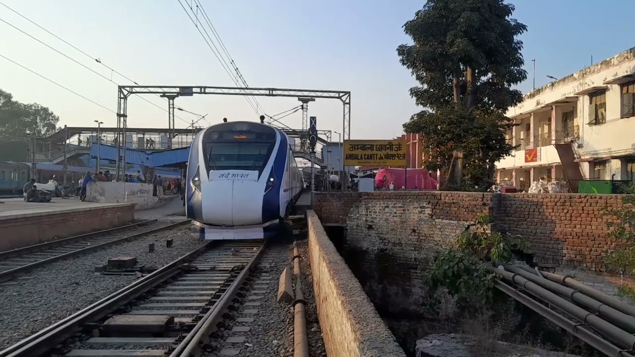(Amb Andura _ New Delhi ) Vande Bharat  Departing From Ambala Cantt  Railway station 