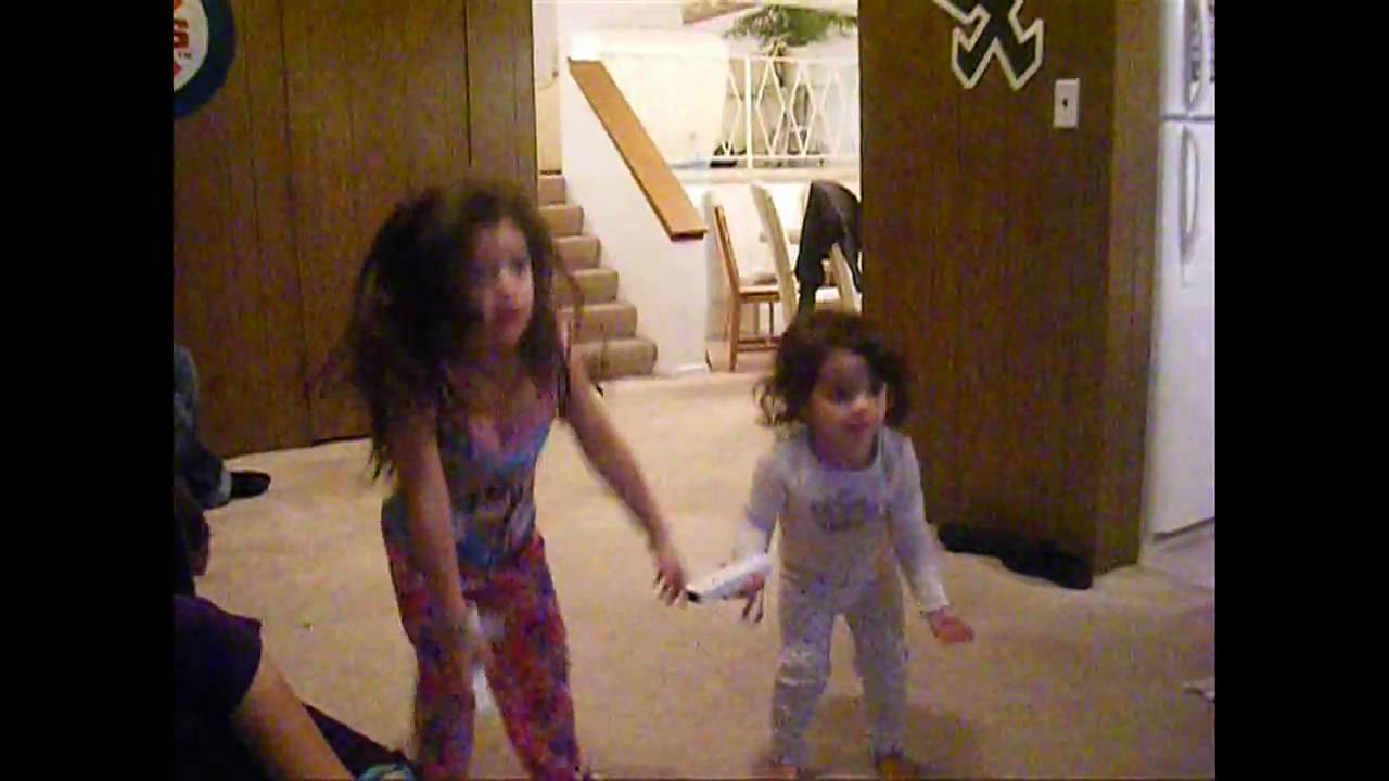 microsoft store Arianna and sister play Just Dance Game