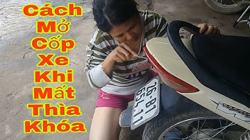 Hướng dẫn lấy tô vít mở cốp xe máy trong khi bị mất thìa khóa