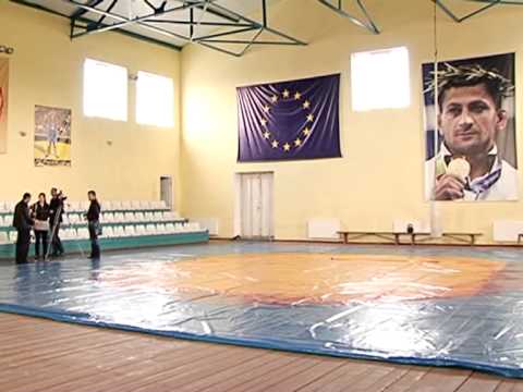 ნინოწმინდის სპორტულ სკოლას ინვენტარი გადაეცა