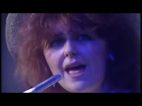 Mike Oldfield ft  Maggie Reilly - Moonlight shadow