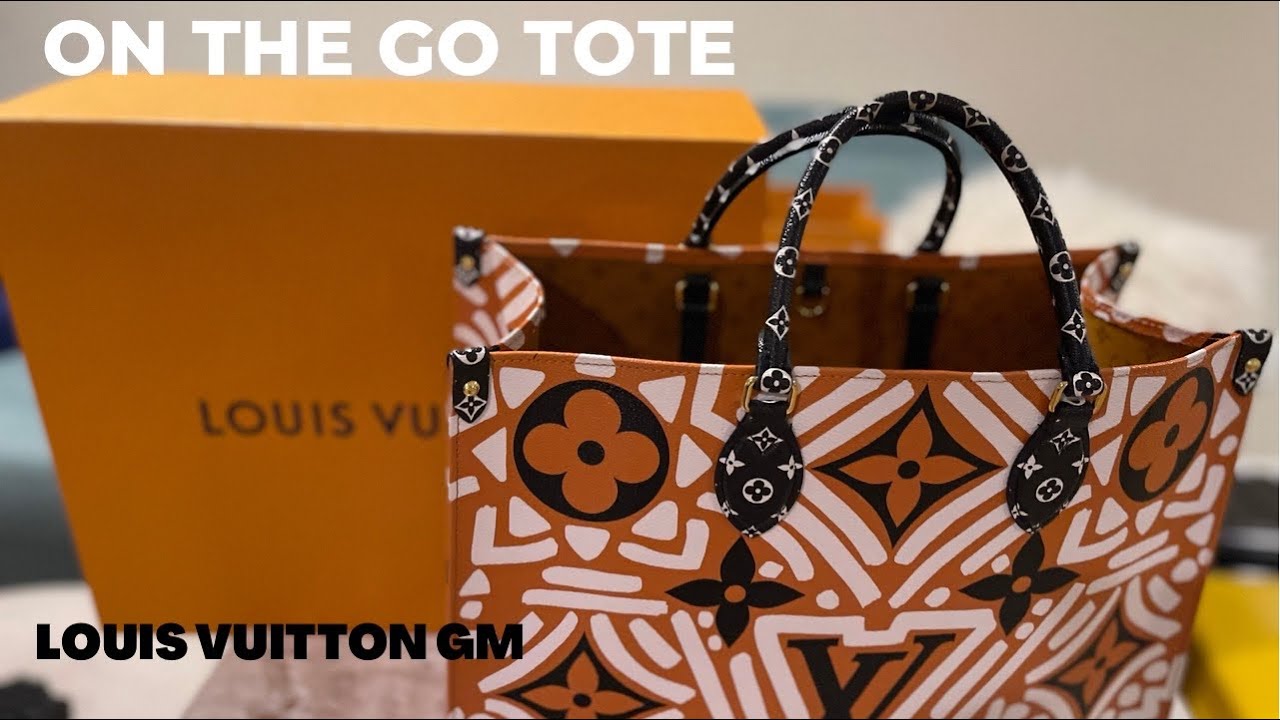 LOUIS VUITTON 2020 Monogram Giant Crafty On The Go Tote bag GM