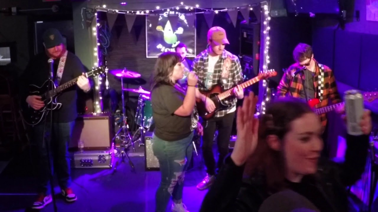 Alix Gagliastro Band, Live at the Chubby Pickle