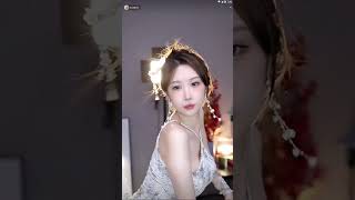 迷人的黎闪电20230407073449