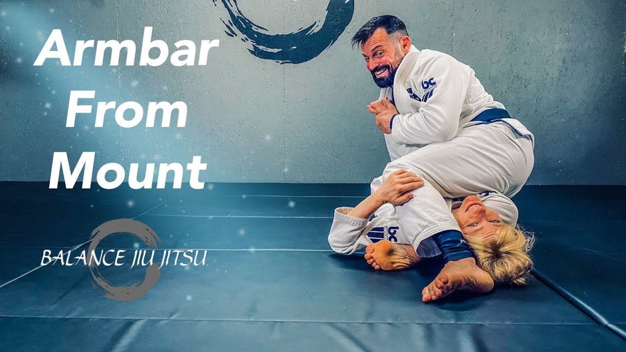 How to do an Arm Bar from Mount/BJJ YouTube