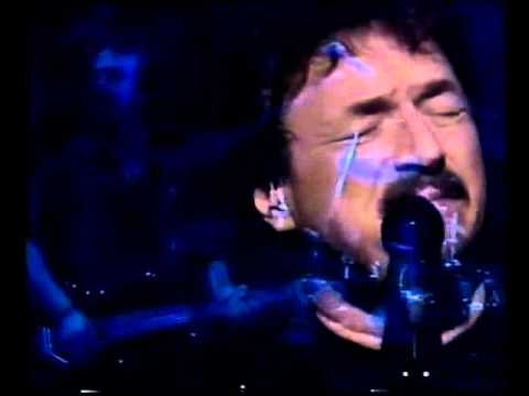 Toto - A Million Miles Away