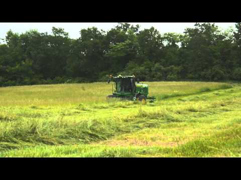 John Deere: W235 Self-Propelled Windrower Video