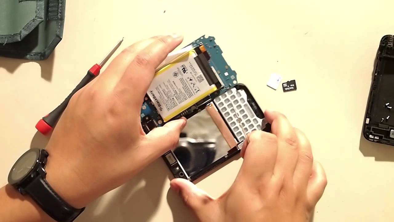 Blackberry Q5 Take apart tutorial, screen replacement, q5 