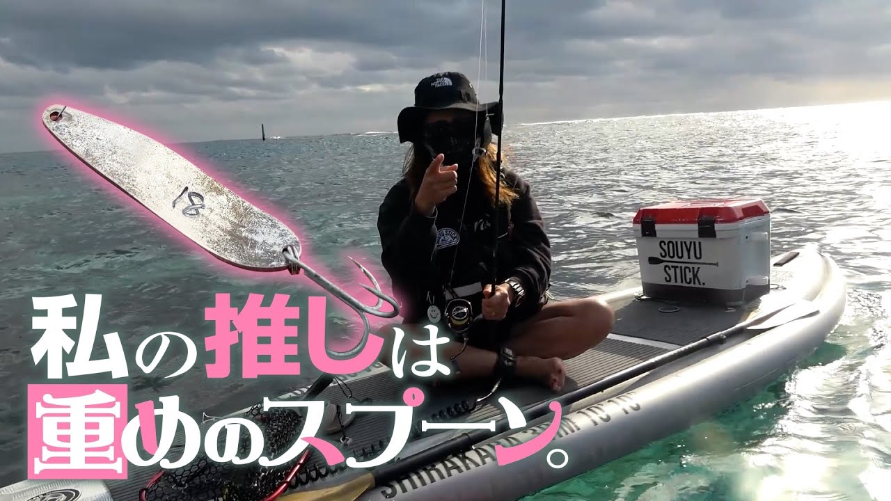 沖縄・宮古島の珊瑚礁で