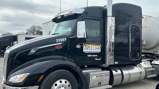 New company, new truck | ❄ Getting stuck in snow ❄