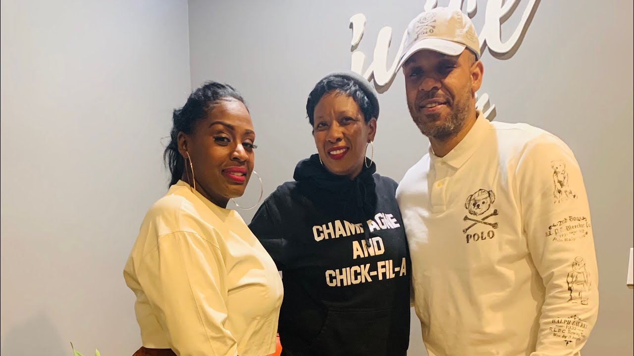 Da Synthesis “Marvina Robinson Brings Us The Stuyvesant Champagne”