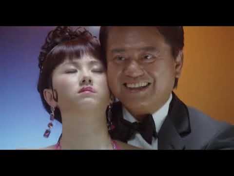 Unknown Woman Drugged Drink KO in Beauty And The 7 Beasts (2007)
