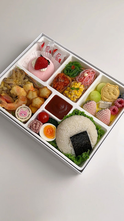 Make bento with me. 🍘🍱🥢 #asmr #satisfying #food #aesthetic #lifestyle #bento #lunch #fyp #shorts