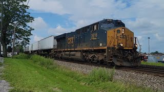 CSX I002 with a solo GE on the point