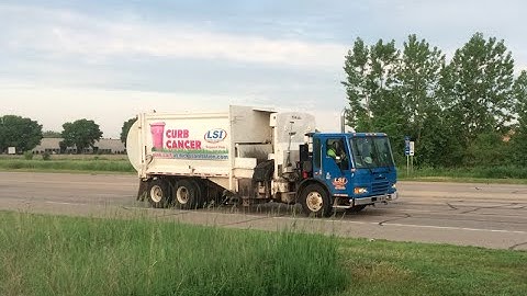 Summer 2015 Intro: Morning Garbage Trucks