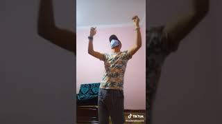 حبيبك باصا  اغنية شيخ الشايب  سمعها