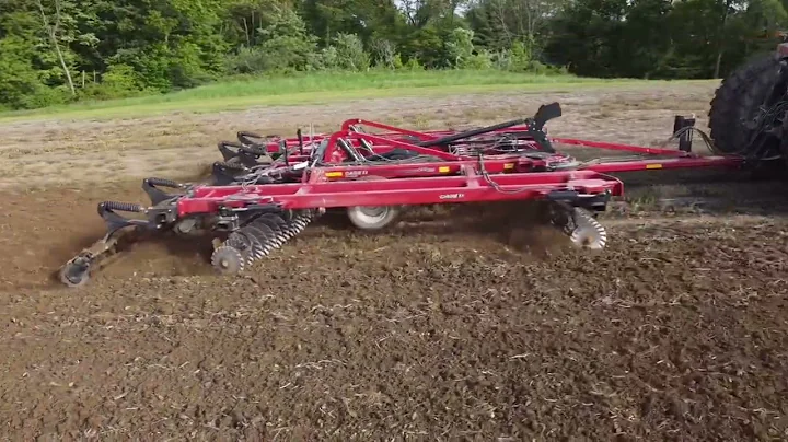 Demoing Case IH 435 VT-Flex.
