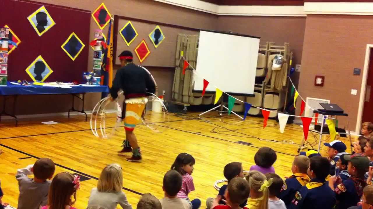 Awesome Native American Dance - YouTube