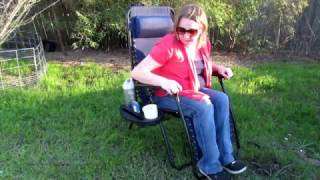 The zero gravity lounge chairs have a breathable fabric that keeps you cool, unlike other outdoor chairs. It is very easy to unfold and 