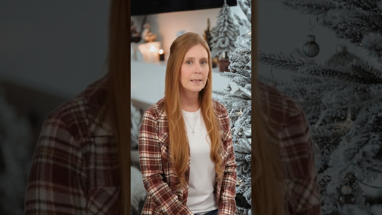 STOP Asking AI for Content Ideas (Do This Instead for FAST Content)