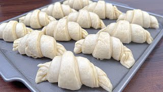 If you have 1 egg, milk and flour! Preparing these croissants in a simple and extremely delicious wa