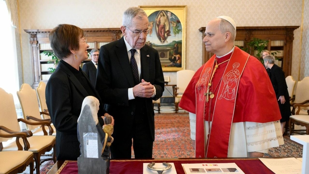 Pri papežu Leonu XIV. avstrijski predsednik Alexander Van der Bellen