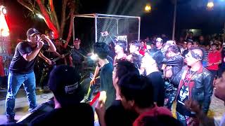 Video thumbnail of "Indonesian Flag - Junkies (Live at Lingkart)"