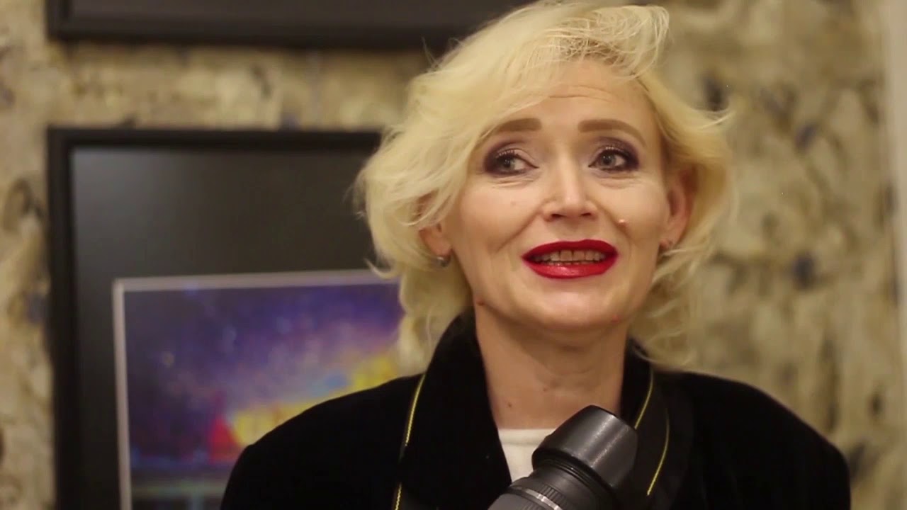 Что смотреть в карантин? Смотрим на Мир глазами женщин. Интервью с Олена Шевченко