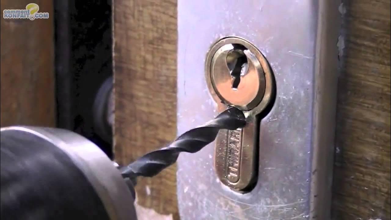 Грэнни я как открыть дверь без ручки. Открыть дверь ваз 2110 без ключа. Песня открываю дверь без ключа на ютубе. Газ 31105 открыть дверь без ключа. Песня открываю дверь без ключа на ютубе.