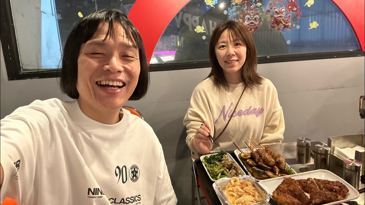 假日生活 逛街散步 吃烤肉 02/28