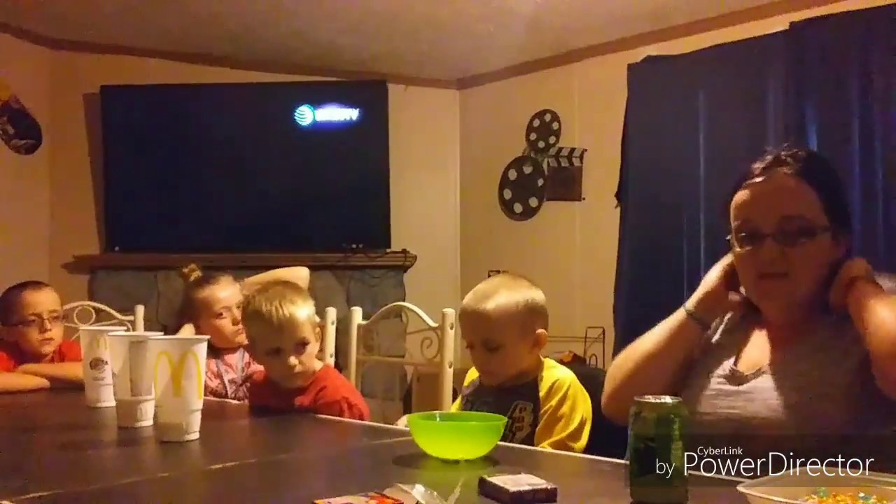 Bean Boozled Challange (Dead Fish , Moldy Cheese, Boogers) 😱😨😱😨 YouTube