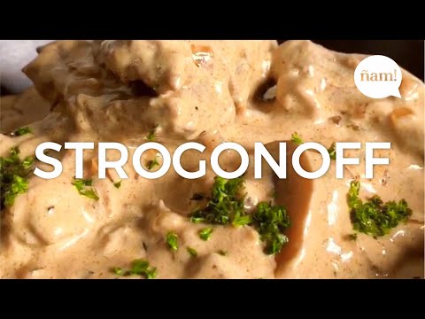 Video: Stroganoff De Carne De Cerdo En Salsa De Crema Agria De Tomate