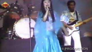 H4MPIR KELIHATAN ... 'DEWI PERSIK' (Live Konser Sumenep 03 Februari 2006)