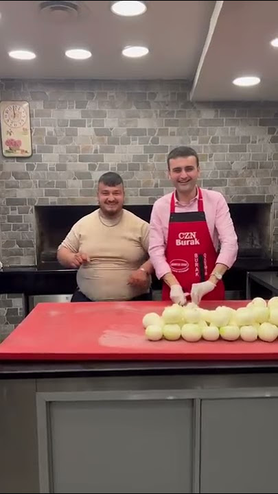 Czn Burak Göbek Soğan Sever Misiniz