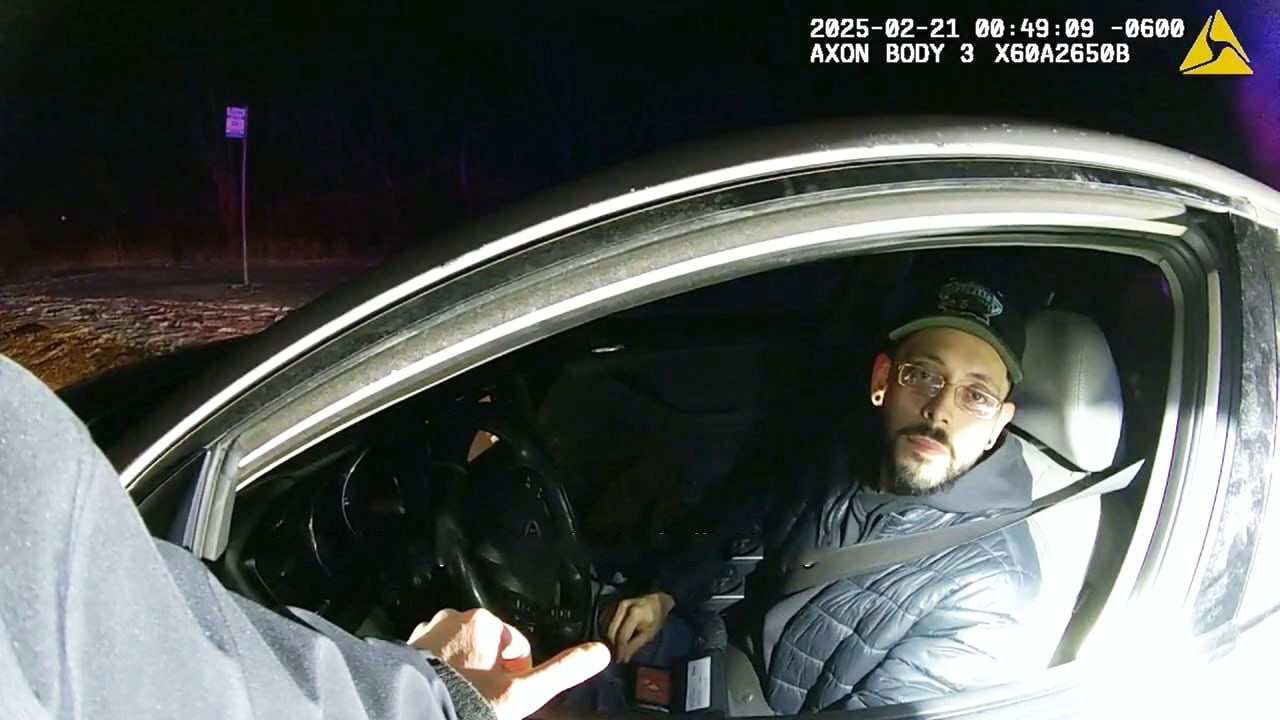 Man Turns a Traffic Stop Into a Nightmare — Didn’t Expect The Law To ...