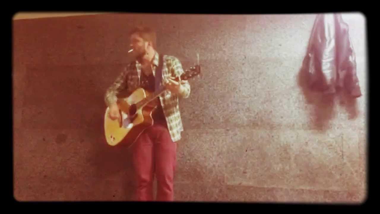 Песня про облачка текст. Летел таял песня. Летел таял песня. Зима (аккорды) аукцыон. Летел и таял аукцыон.