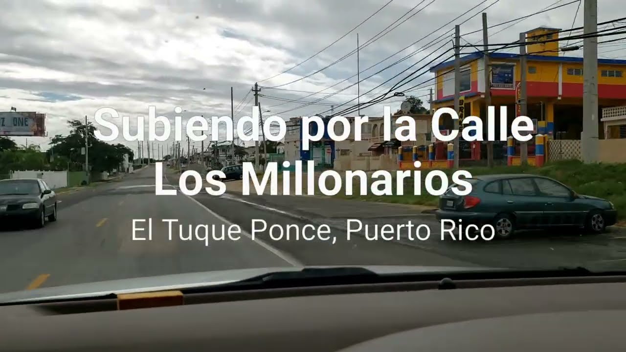 Subiendo por la calle Los Millonarios- El Tuque, Ponce, PR