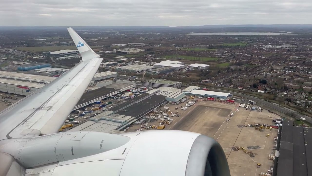 KLM Royal Dutch Airlines B737-800 Morning London Heathrow Takeoff (LHR/EGLL)