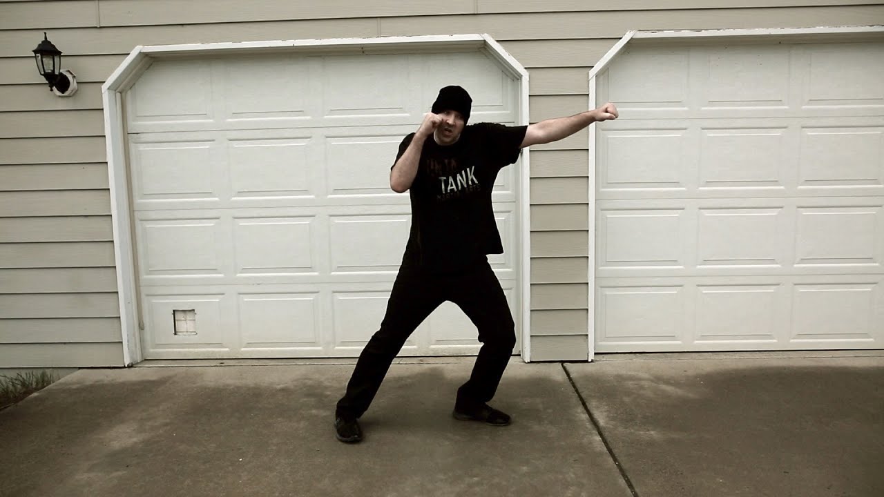 How To Step Jab With Power In A Real Fight │ The Step Jab - YouTube