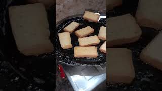 “Simple rusks turned into a royal chilled dessert 👑😍 | Melt-in-mouth Custard Rusk Sweet”