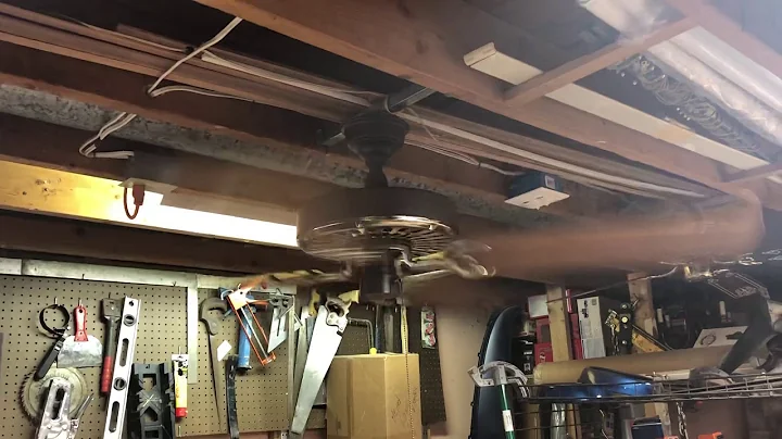 Hunter Original 52” Ceiling Fan C. 1983