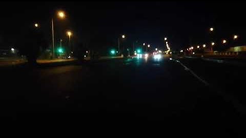 Toyota Runx rsi vs Vw Fox 2L 8V cam with side drafts