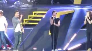 Video thumbnail of "One Direction - 18 (FIRST TIME EVER in Brussels, Belgium) HD"